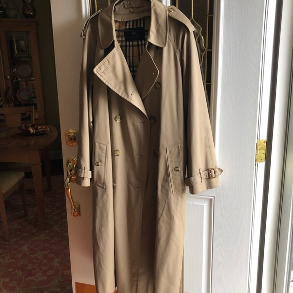 Burberry Trench Coat - Picture 5 of 8